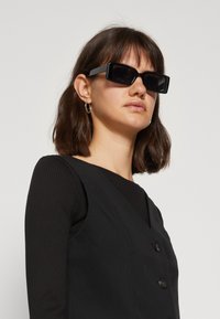 VILA VIKAROLINA VEST - Γιλέκο - black