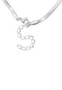 Collana in argento con una finitura testurizzata, dotata di un gancio a mosca e un'estensione della catena collegata a forma di spirale.