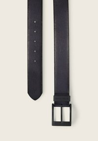 Black leather belt with a smooth texture, featuring five holes for adjustment and a square black metal buckle.