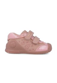 Scarpe da bambina rosa con due cinturini in velcro, punta glitterata e lato testurizzato caratterizzato da design di animali in rilievo. Suola in gomma per garantire durata.