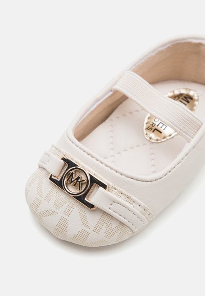 Michael Kors Kids BABY NYOMI UNISEX - Botoșei - vanilla