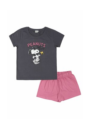 Dark gray short-sleeve top with Snoopy and Woodstock and "PEANUTS Best Friends" text, paired with pink elastic waist shorts.