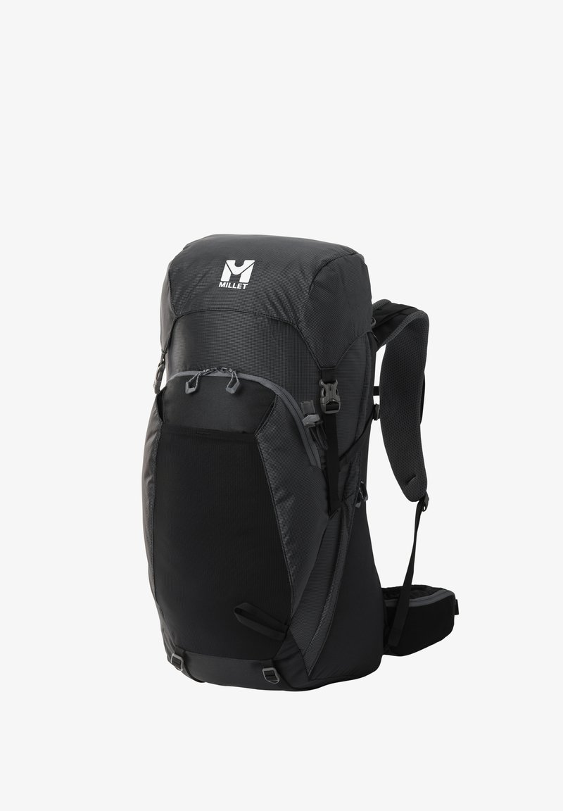 Schwarzer Rucksack aus strapazierfähigem Material, mit strukturiertem Oberteil, gepolsterten Schultergurten und Netzakzenten. Enthält Logodetails und mehrere Reißverschlüsse.