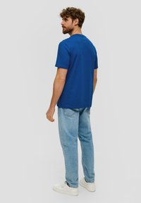 s.Oliver - T-shirt z nadrukiem