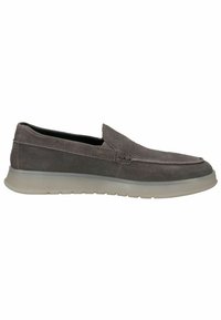 Zapatos slip-on de ante gris con un upper texturizado, cuello acolchado y una suela translúcida flexible. Diseño de perfil bajo para un uso fácil.
