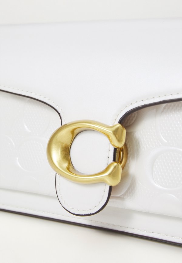 PATENT SIGNATURE LEATHER TABBY SHOULDER BAG 20 - Handbag - chalk2