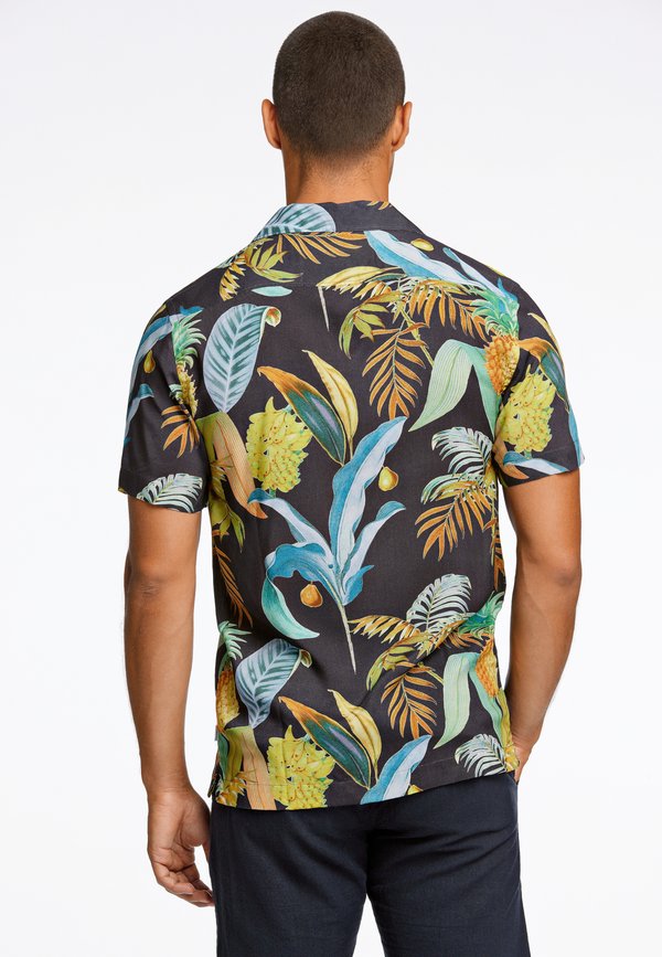 RESORT  - Shirt2