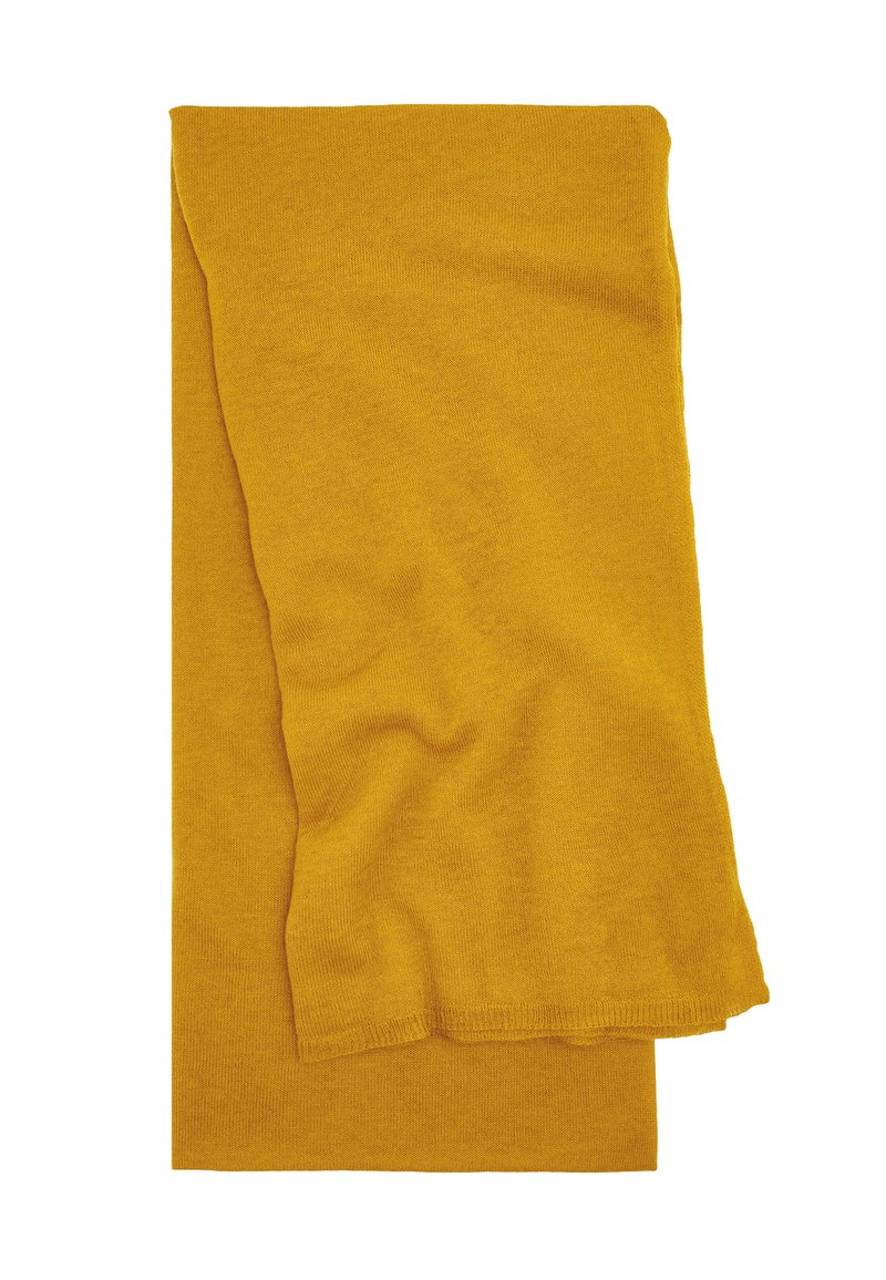 Musztardowo-żółty, dziergany szalik o miękkiej fakturze, prostokątny z lekko podwiniętym brzegiem, z gładkim i jednolitym wykończeniem.