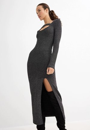 BRILLO CON APERTURA - Vestido de punto - black