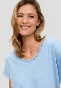 s.Oliver T-Shirt print - himmelblau