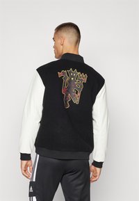 Adidas Chinese New Year Prix Veste Adidas Adidas Originals