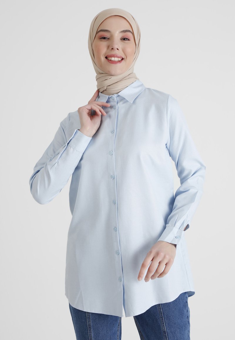 Modanisa Blue Modanisa POINT COLLAR REFKA - Blouse - blue/light blue - Zalando.ie