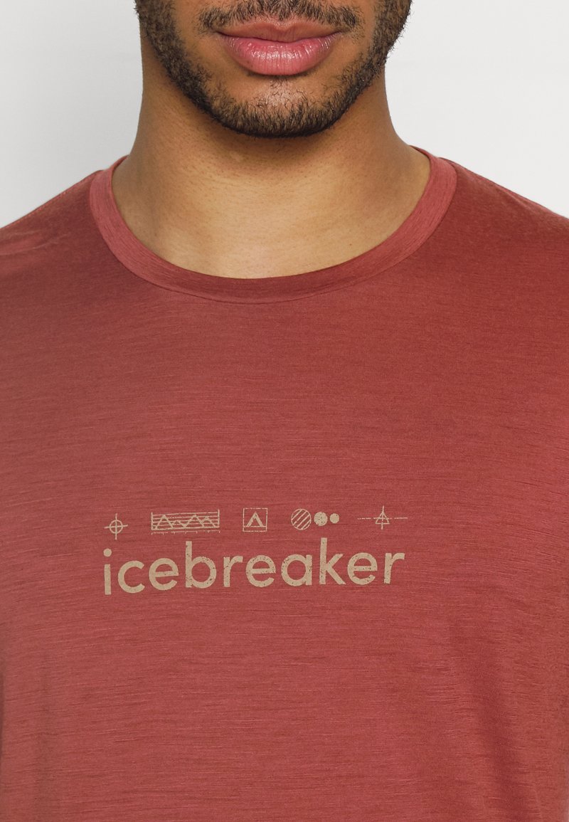 Herren Shirts | Icebreaker TECH LITE II TEE NATURE TOURING CLU T-Shirt print grape/lila - DX90743 Herren Shirts | Icebreaker TECH LITE II TEE NATURE TOURING CLU T-Shirt print grape/lila - DX90743
