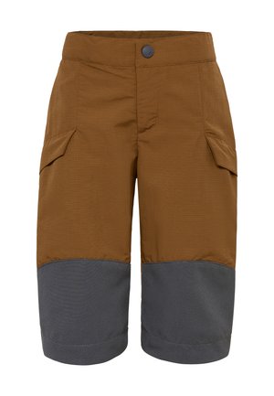Pantaloncini marroni con parte inferiore delle gambe rinforzata in grigio scuro, chiusura frontale con bottoni e tasche laterali a patta, adatti per attività all'aperto.