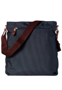 Navyblauwe stoffen schoudertas met een ritsvak, bruine leren accenten, verstelbare schouderband, vierkante vorm en subtiele textuurafwerking.