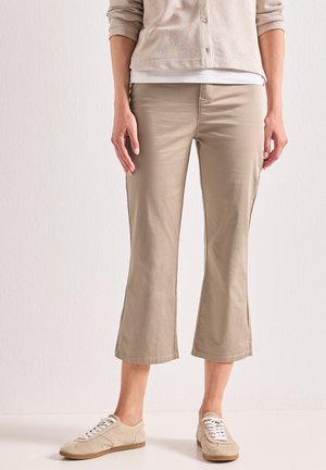 Street One 3/4 FLARED LEG HOSE IM CASUAL FIT - Bukser - safari beige