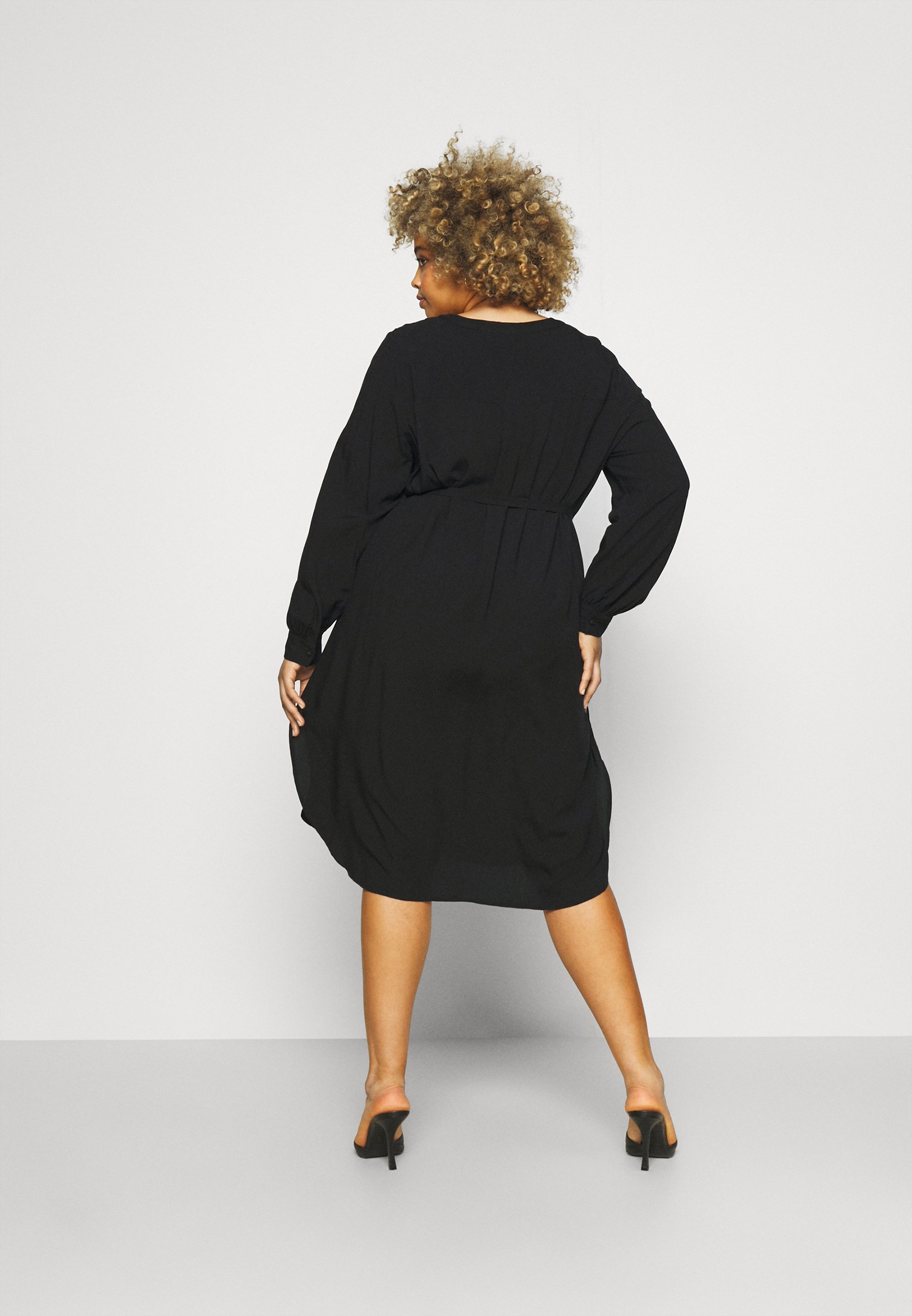 ONLY Carmakoma CARDENIZIA - Jurk - black/zwart - Zalando.nl