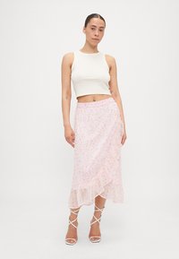 Vero Moda Petite VMSMILLA WRAP SKIRT - Omslagsskjørt - pink a boo/aura