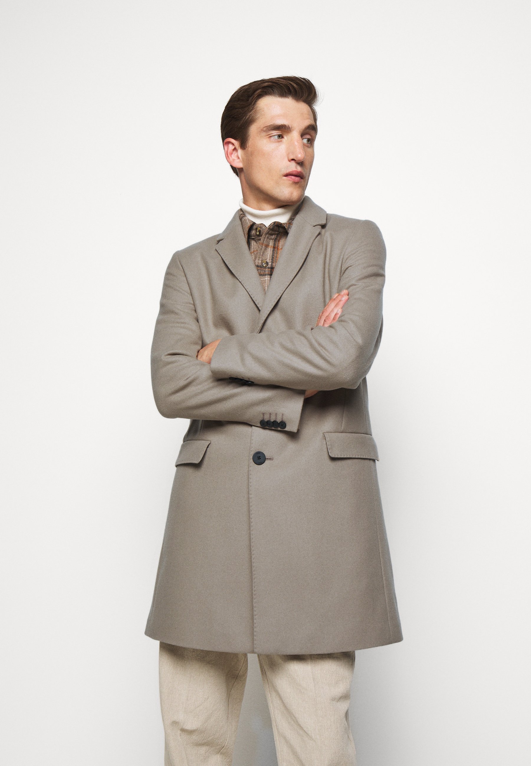 hugo migor coat