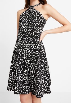 Sukienka z dżerseju