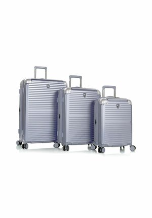 Heys, CRUZE 3PC SET UNISEX - Luggage set - silver