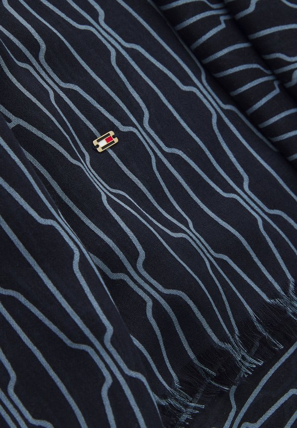 ESSENTIAL FLAG SCARF - Scarf2