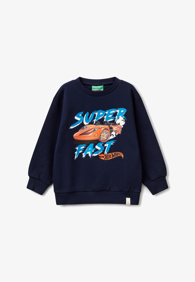 Námořnická mikina s žebrovanými manžetami a výstřihem, s barevným grafikou závodního auta a výrazným textem "SUPER RYCHLÝ" a "Hot Wheels."