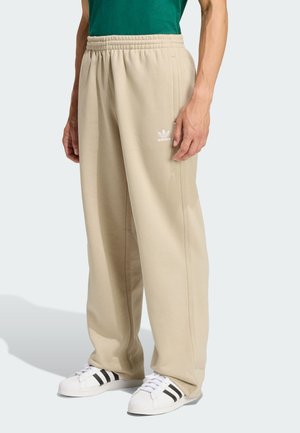 - Spodnie treningowe