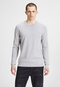 Jack & Jones JJEBASIC CREW NECK NOOS - Neule - light grey