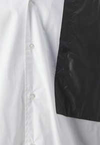 KARL LAGERFELD SHIRT CASUAL - Πουκάμισο - white