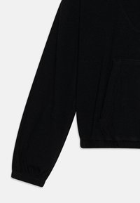 Felpa nera con texture a coste, scollo a V e maniche lunghe. Presenta una tasca frontale e polsini ed orlo elasticizzati.