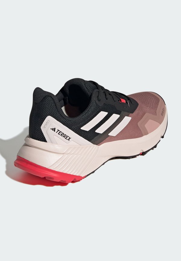 TERREX SOULSTRIDE  - Trail running shoes - warm clay putty mauve pure ruby2