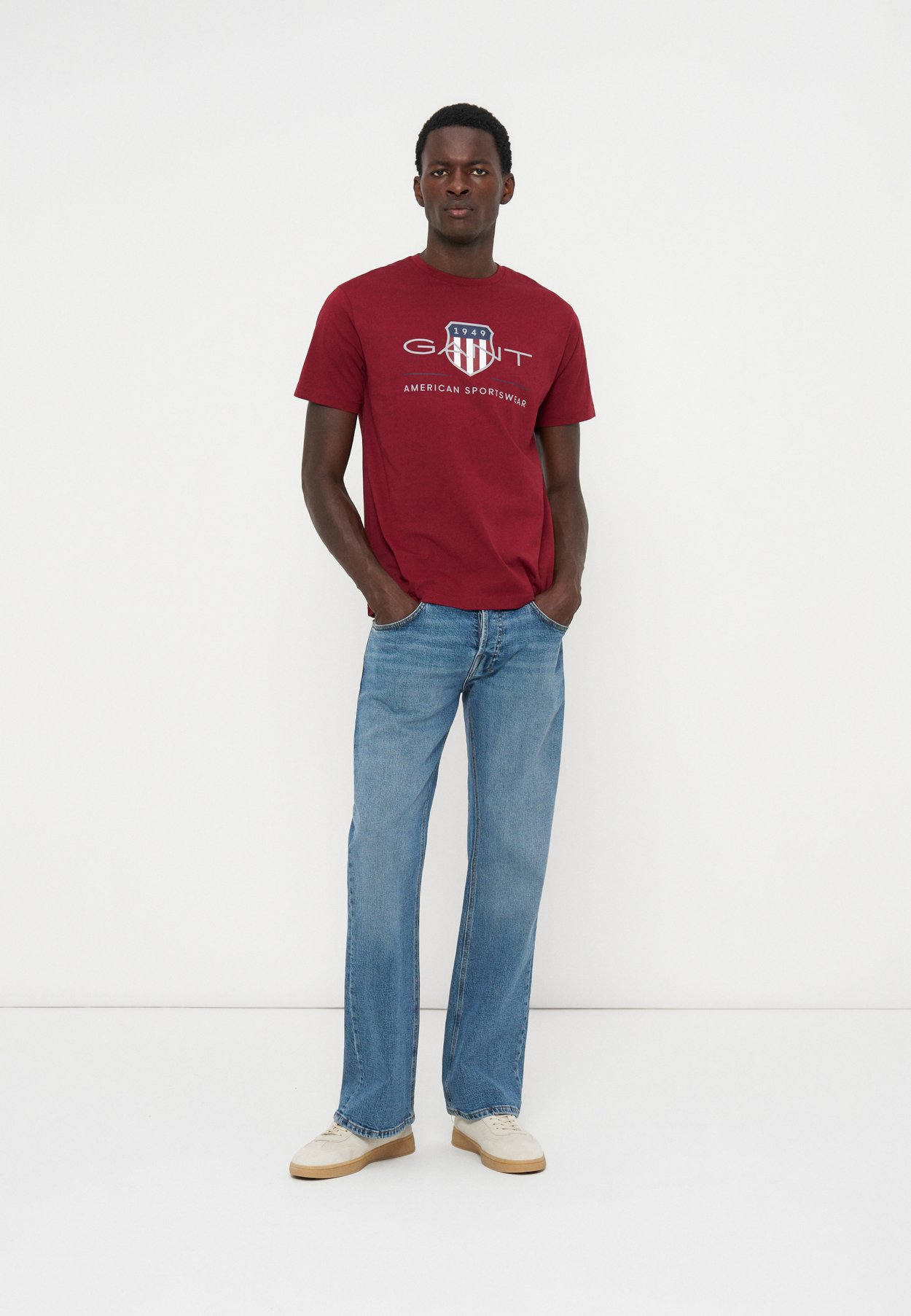 REGULAR FIT ARCHIVE
