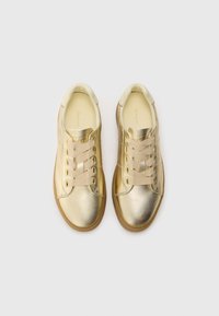 GANT AVONA - Sportcipő - gold-coloured