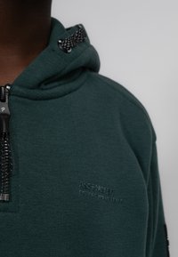 Petrol Industries Hoodie - bottle