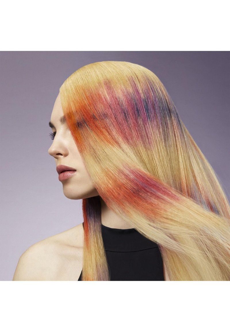 Damen Shampoo | Revlon Professional NUTRI COLOR™ FILTERS 3 IN 1 CREAM COLOR CARE AND SHINE SEMI PERMANENT Coloration 054 coral/o Damen Shampoo | Revlon Professional NUTRI COLOR™ FILTERS 3 IN 1 CREAM COLOR CARE AND SHINE SEMI PERMANENT Coloration 054 coral/o