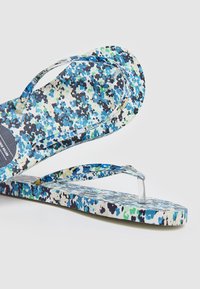 Pepe Jeans Sandales Femme Rake Flowers – Tongues De Plage Légères Avec Semelle EVA Et Logo, Confort Estival