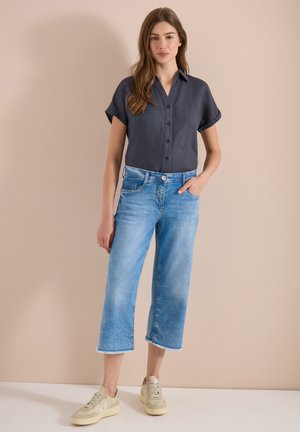 Cecil, 3/4 WIDE-LEG JEANS IN A LOOSE FIT - Wide Leg - light blue washed