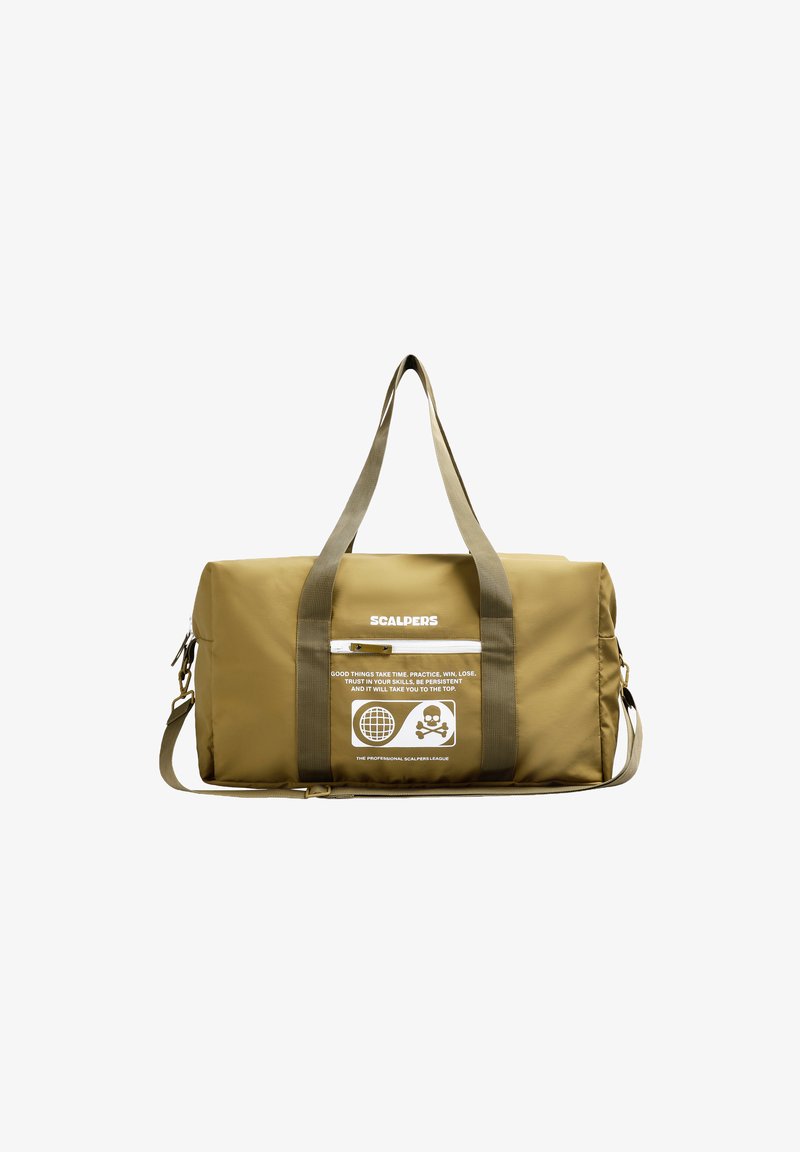 Sac de sport khaki en tissu durable, doté de deux poignées de transport, d'une bandoulière amovible et d'impressions graphiques sur le devant.