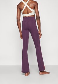 Puma Tights - purple