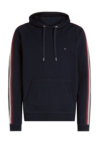Sudadera navy con un bolsillo delantero, presenta rayas rojas y blancas a lo largo de las mangas, capucha con cordón y puños y dobladillo de canalé.
