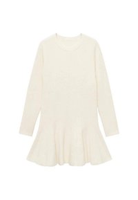 Robe à manches longues de couleur crème en tissu côtelé avec un ourlet évasé. Présente un col rond et une texture lisse.