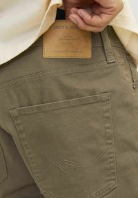 Jack & Jones STRICK ORIGINAL - Shorts di jeans - bungee cord