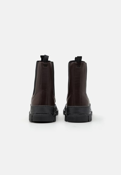 WEEKEND MaxMara ELLISSE - Platvormtallaga poolsaapad - moro