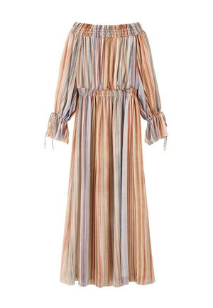 Vestido largo con hombros descubiertos, cintura y puños elásticos, con rayas verticales en tonos beige, azul y óxido.