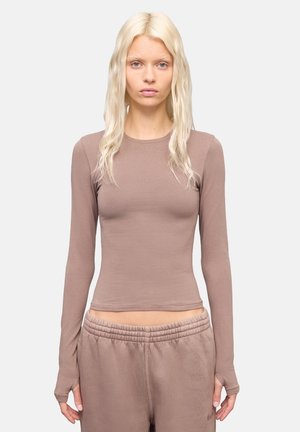 Long sleeved top - light brown
