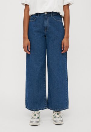 VMKIRSA WIDE  - Džinsi ar platām starām - medium blue denim