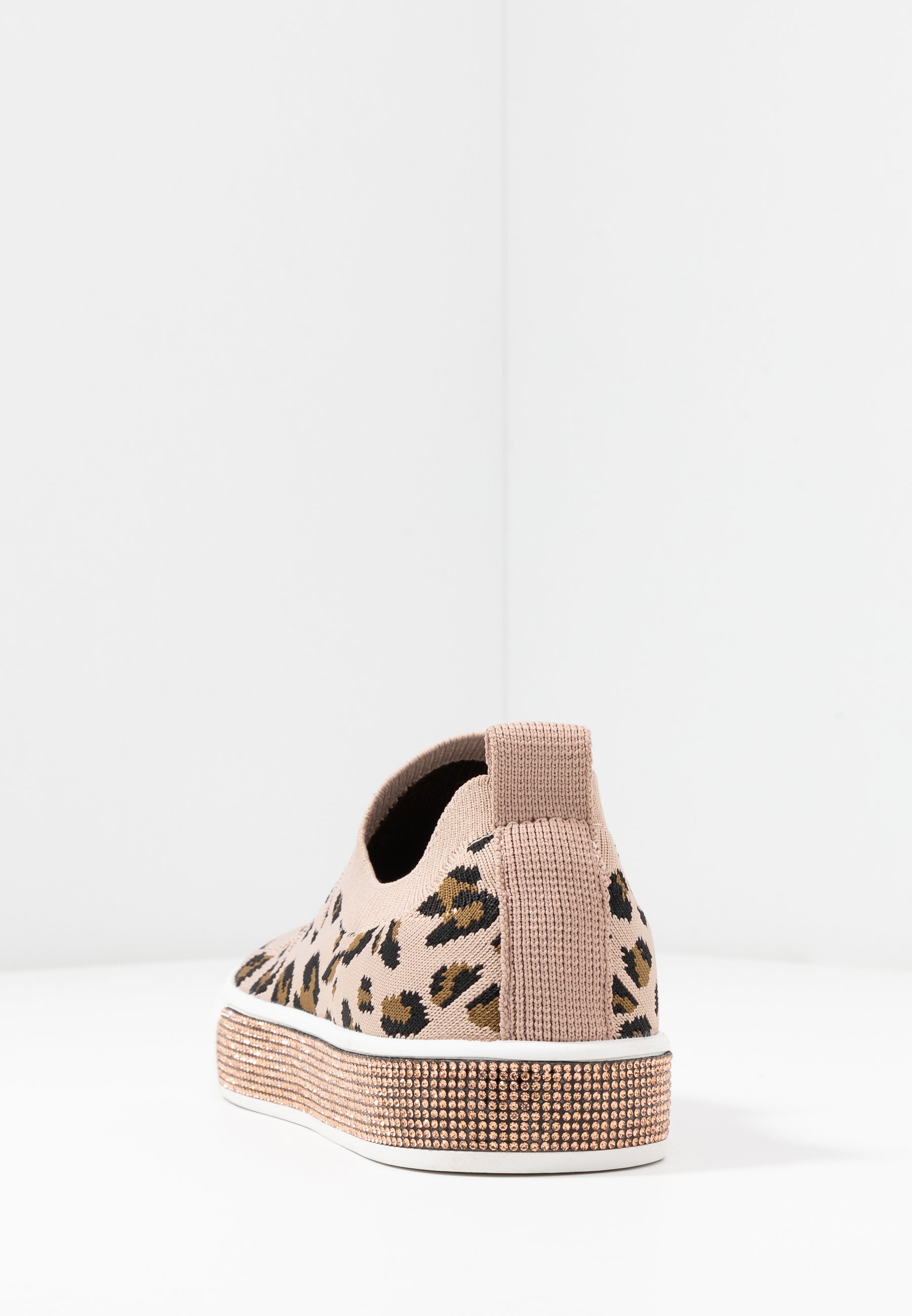 Bernie Mev AZAMI - Slippers - black/multicolor Bernie Mev AZAMI - Slippers - black/multicolor