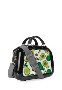 Bolso de mano negro brillante con un estampado decorativo de aguacate en la parte frontal, asas cortas y una correa de hombro gris desmontable.