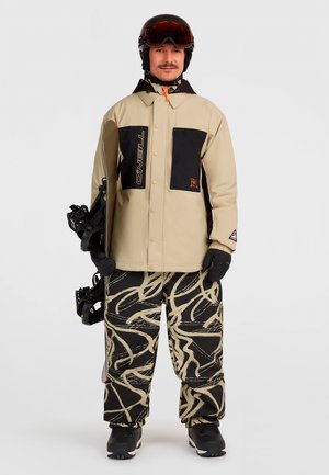 O'Neill, FWC'PLAY SHACKET SNOW JACKET - Snowboard jacket - olive blush colour block